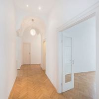 Квартира в большом городе в Германии, Мюнхен, 110 кв.м.