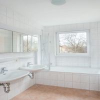 Квартира в большом городе в Германии, Мюнхен, 116 кв.м.