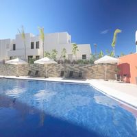 Апартаменты в большом городе, в горах, у моря в Испании, Андалусия, Марбелья, 70 кв.м.