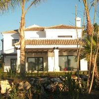 Villa in the big city, at the seaside in Spain, 621 sq.m.