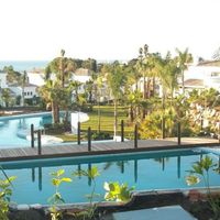 Villa in the big city, at the seaside in Spain, 621 sq.m.