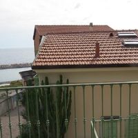 Flat at the seaside in Italy, Ospedaletti, 90 sq.m.
