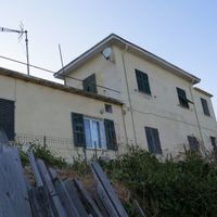 Другая коммерческая недвижимость у моря в Италии, Бордигера, 350 кв.м.