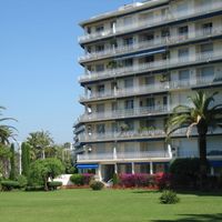 Apartment in the big city, at the spa resort, at the seaside in France, Cannes, 110 sq.m.