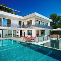 Villa at the spa resort, in the forest, at the seaside in France, Saint-Jean-Cap-Ferrat, 452 sq.m.