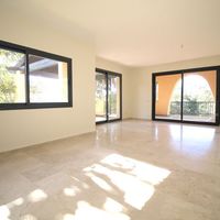 Апартаменты в пригороде в Испании, Андалусия, 160 кв.м.