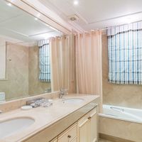 Апартаменты в пригороде в Испании, Андалусия, 169 кв.м.