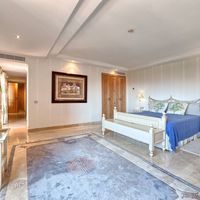 Apartment at the seaside in Spain, Andalucia, Estepona, 155 sq.m.