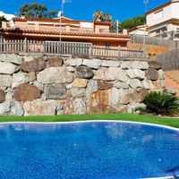 Villa in the suburbs, at the seaside in Spain, Catalunya, Santa Susanna, 220 sq.m.