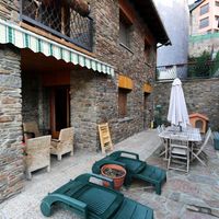 Chalet in the mountains in Andorra, Escaldes-Engordany, 280 sq.m.