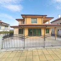 Дом в Болгарии, 315 кв.м.