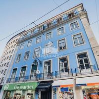 Apartment in Portugal, Lisbon, 130 sq.m.
