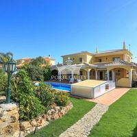 Villa at the seaside in Portugal, Algarve, Quarteira, 215 sq.m.