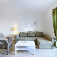 Apartment at the seaside in Portugal, Olhos de Agua, 126 sq.m.