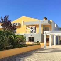 Apartment in Portugal, Cascais, 198 sq.m.