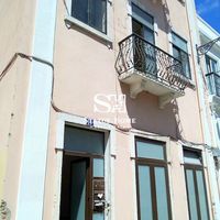 Другая коммерческая недвижимость в большом городе в Португалии, Лиссабон, 165 кв.м.