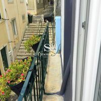 Доходный дом в большом городе в Португалии, Лиссабон, 136 кв.м.