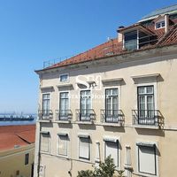 Апартаменты в большом городе в Португалии, Лиссабон, 60 кв.м.