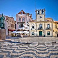 Other commercial property at the seaside in Portugal, Cascais, 154 sq.m.