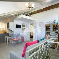 Rental house in the big city in Portugal, Lisbon, 290 sq.m.