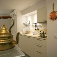 Rental house in the big city in Portugal, Lisbon, 290 sq.m.