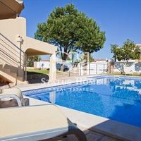 Вилла в пригороде в Португалии, Албуфейра, 197 кв.м.