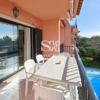 Apartment at the seaside in Portugal, Cascais, 180 sq.m.