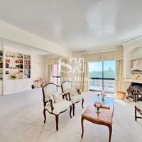 Apartment at the seaside in Portugal, Cascais, 180 sq.m.