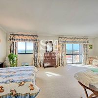 Apartment at the seaside in Portugal, Cascais, 180 sq.m.