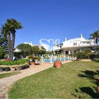 Villa at the seaside in Portugal, Albufeira, 325 sq.m.