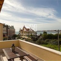 Penthouse at the seaside in Portugal, Estoril, 166 sq.m.