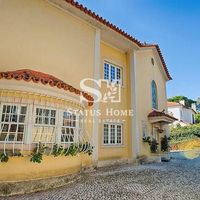 Villa at the seaside in Portugal, Estoril, 150 sq.m.