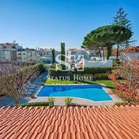 Villa at the seaside in Portugal, Estoril, 150 sq.m.