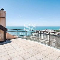 Apartment at the seaside in Portugal, Cascais, 445 sq.m.
