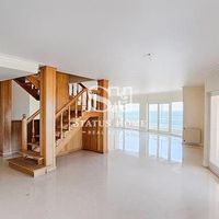 Apartment at the seaside in Portugal, Cascais, 445 sq.m.