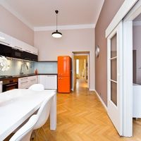 Квартира в большом городе в Чехии, Прага, Винограды, 92 кв.м.