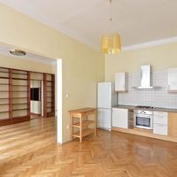 Квартира в Чехии, Прага, Винограды, 79 кв.м.