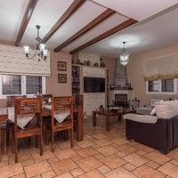 Шале в большом городе, в пригороде, у моря в Испании, Канарские Острова, Вальсекильо-де-Гран-Канария, 360 кв.м.