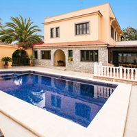 House in the suburbs in Spain, Canary Islands, Valsequillo de Gran Canaria, 510 sq.m.