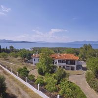 Villa at the seaside in Greece, Central Greece, Malesina, 480 sq.m.