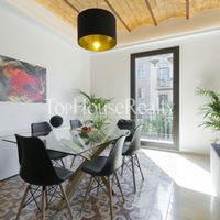 Apartment in the big city in Spain, Catalunya, Barcelona, 150 sq.m.