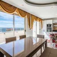 Penthouse at the seaside in Turkey, Alanya, 148 sq.m.