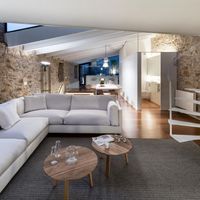 Apartment in Spain, Catalunya, Girona, 327 sq.m.