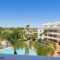 Apartment at the seaside in Portugal, 127 sq.m.