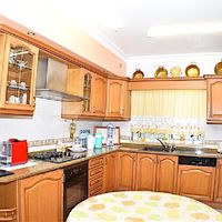 Вилла в пригороде в Португалии, 220 кв.м.