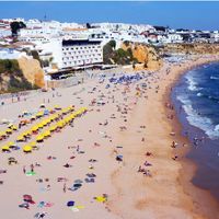 Apartment in the big city, at the seaside in Portugal, Albufeira, 115 sq.m.