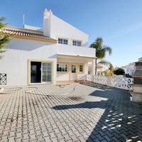 Villa at the seaside in Portugal, Albufeira, 225 sq.m.