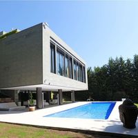 Villa in the mountains, in the village, in the suburbs, at the seaside in Spain, Catalunya, Barcelona, 650 sq.m.