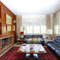 Villa in the mountains, in the village, in the suburbs, at the seaside in Spain, Catalunya, Barcelona, 900 sq.m.