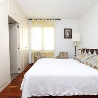 Villa in the mountains, in the village, in the suburbs, at the seaside in Spain, Catalunya, Barcelona, 615 sq.m.